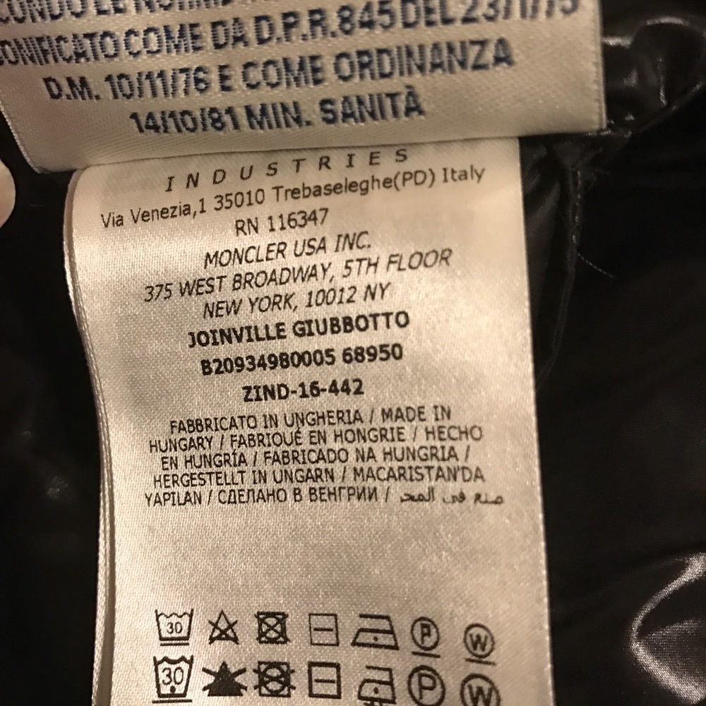 SOLD 💯% authentic 2017 shiny Moncler Joinville - Picture 4 of 8